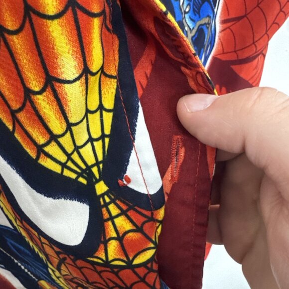 2002 Marvel Spider-Man Shirt S Graphic Red Comic Button Up VTG Flawed Rare - Picture 4 of 5